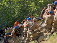 Tunceli’de serinlemek için Pülümür Çayı’na giren kişi boğuldu