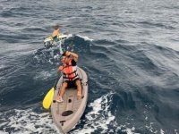 Edirne'de denizde sürüklenen 3 kişiyi sahil güvenlik ekipleri kurtardı
