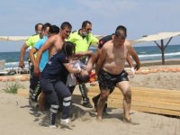 Sinop'ta denizde boğulma tehlikesi geçiren baba kurtarıldı, oğlu kayboldu