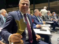 Türkiye Hastanesi Genel Müdürü Hayati Odabaşı ’Yılın En Başarılı Sağlık Yöneticisi Ödülü’nü Aldı