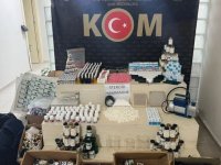 İzmir'de vücut geliştirme ve cinsel sağlık ürünü kaçakçılarına yönelik operasyon