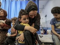 İsrail saldırıları nedeniyle Şifa Hastanesine sığınan binlerce Filistinli, içecek su bile bulamıyor