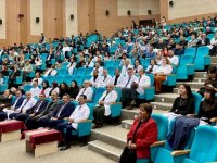 KAEÜ Tıp Fakültesi öğrencileri beyaz önlük giydi