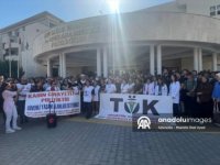 Mersin'de sağlıkçılara yönelik şiddet protesto edildi