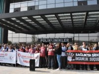 Bursa'da kadın doktorun hasta yakını tarafından darbedilmesine tepki