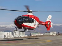 Erzurum'da ambulans helikopter KOAH ve kalp hastası kadın için havalandı