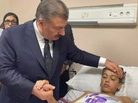 Sağlık Bakanı Koca, Mısır'da Filistinli kanser hastası çocuklarla buluştu