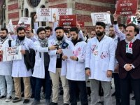 İsrail'deki İnsan Hakları İçin Doktorlar Örgütü, yaralıların yurt dışına çıkışının geciktirilmesini kınadı