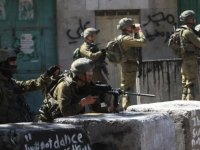 İsrail ordusu, Filistin Kızılayı'nın Cibaliya'daki acil servisine baskın düzenleyerek ekiplerini alıkoydu