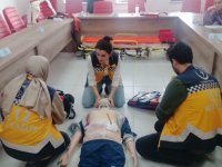 Ambulans Personellerine Eğitim Verildi