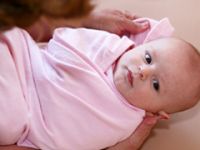 Kalça çıkığı önlenebilir yeter ki bebekleri kundaklamayın