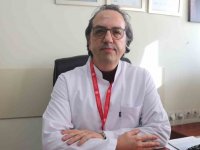 Prof. Dr. Alper Şener: “Hasta Olan Çocuklar Okula Gitmemeli”