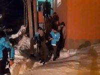 Kar Nedeniyle Ulaşılamayan Köydeki 76 Yaşındaki Hastanın Yardımına Umke Yetişti