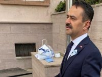 Vali İlhami Aktaş, 2 Nisan Dünya Otizm Farkındalık Günü Nedeniyle Kurulan Standı Ziyaret Etti