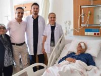 75 Yaşındaki Hastanın Kornea Nakli Başarıyla Yapıldı