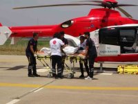 Uyluk Kemiği Kırılan 90 Yaşındaki Hasta Ambulans Helikopter İle Hastaneye Sevk Edildi