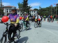 Kırklareli'nde bisikletlerin pedalları kalp sağlığı için döndü