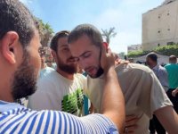 İsrail, Gazze'de alıkoyduğu ve sağlık durumları kötüleşen 9 Filistinliyi salıverdi
