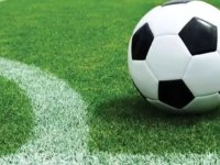 Bacaklarındaki boy farkı ameliyatla düzeltilen futbolcu kız Milli Takım'da top koşturmak istiyor