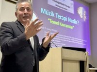 Bursa'da müzik terapi sempozyumu düzenlendi
