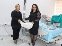 Ebenin geliştirdiği beşik annelere emzirme kolaylığı sağlıyor