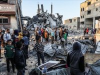 İsrail'in Gazze'de insani yardım bekleyenlere saldırısında 20 kişi öldü, 246 kişi yaralandı