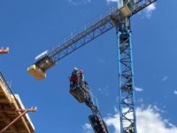 Malatya'da rahatsızlanan kule vinç operatörü kurtarıldı