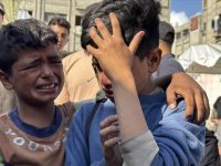 İsrail'in Gazze'de bir ay alıkoyduğu Filistinli çocuklar çeşitli işkencelere maruz kaldıklarını söyledi:
