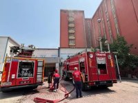 Mersin'de eski hastane binasında çıkan yangın söndürüldü
