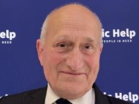 Gazze'den dönen İngiliz doktor, açlıktan uyuyamayan çocukların tuz ve suyla karınlarını doldurduğunu anlattı: