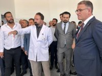 Van Valisi Balcı, şehir hastanesi inşaat alanında incelemelerde bulundu