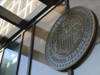 New York Fed'in çalışması yapay zekanın kullanımı artarken işten çıkarmanın az olduğunu gösterdi