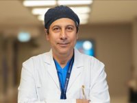 Bacakta şişlik ve ağrı, "derin ven trombozu"nun işaretçisi olabilir