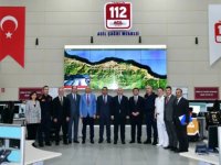Trabzon Valisi Yıldırım 112 Acil Çağrı Merkezi'ni ziyaret etti