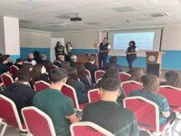 Çarşamba'da bağımlılıkla mücadele semineri düzenledi