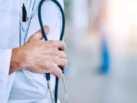 Gana'da asistan doktorlar, ödenmeyen maaşlar nedeniyle greve gidiyor