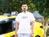 Adana'da hamile kadın takside doğum yaptı