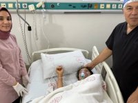 Şanlıurfa'da eşarbını düzelten kız çocuğunun yuttuğu toplu iğne ameliyatla alındı