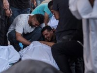 Gazze'deki hükümet: İsrail saldırıları Gazze'de günlük 77 çocuğu yetim bıraktı