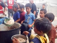 Türk Kızılayın, Gazze'de yürürlüğe giren ateşkes sonrası yardımları sürüyor