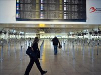 Belçika'da genel grev hayatı durma noktasına getirdi