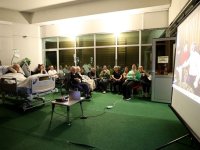 Kırklareli'nde palyatif servisteki hastalar "Günebakan Balkon"da film izleyerek moral buluyor