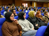 Samsun'da "Çocuk ve Gençlerde Bağımlılık" konulu sempozyum düzenlendi