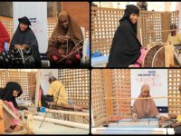 TİKA'dan Somalili kadın girişimcilere ekipman ve malzeme desteği