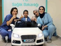 Midyat Devlet Hastanesi'nde "Gülümse Midyat, Umut Çocuklarda" projesi hayata geçirildi