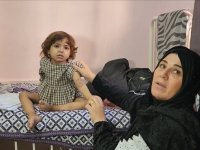 Gazze'deki hasta çocuklar, "umutsuzca" yurt dışında tedavi olacakları günü bekliyor