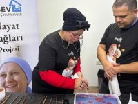 Hastalar LÖSEV'in ebru etkinliğinde buluştu