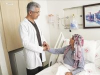 Beynindeki tümörden "haritalandırma" tekniğiyle kurtuldu