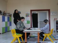 Tokat'ta okul öncesi erken tanı için anaokulu öğrencileri işitme testinden geçiriliyor