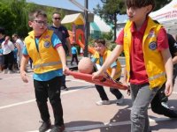 Samsun'da minik "sağlık elçileri" arkadaşlarına sağlıklı yaşamı öğretti